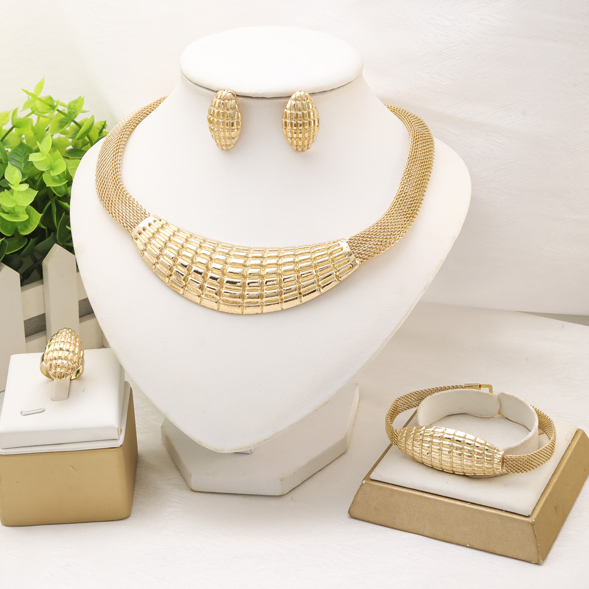 Mode-sieraden Sets voor Vrouwe - Ethnic Fashion Trends 2025 recensie en prijs